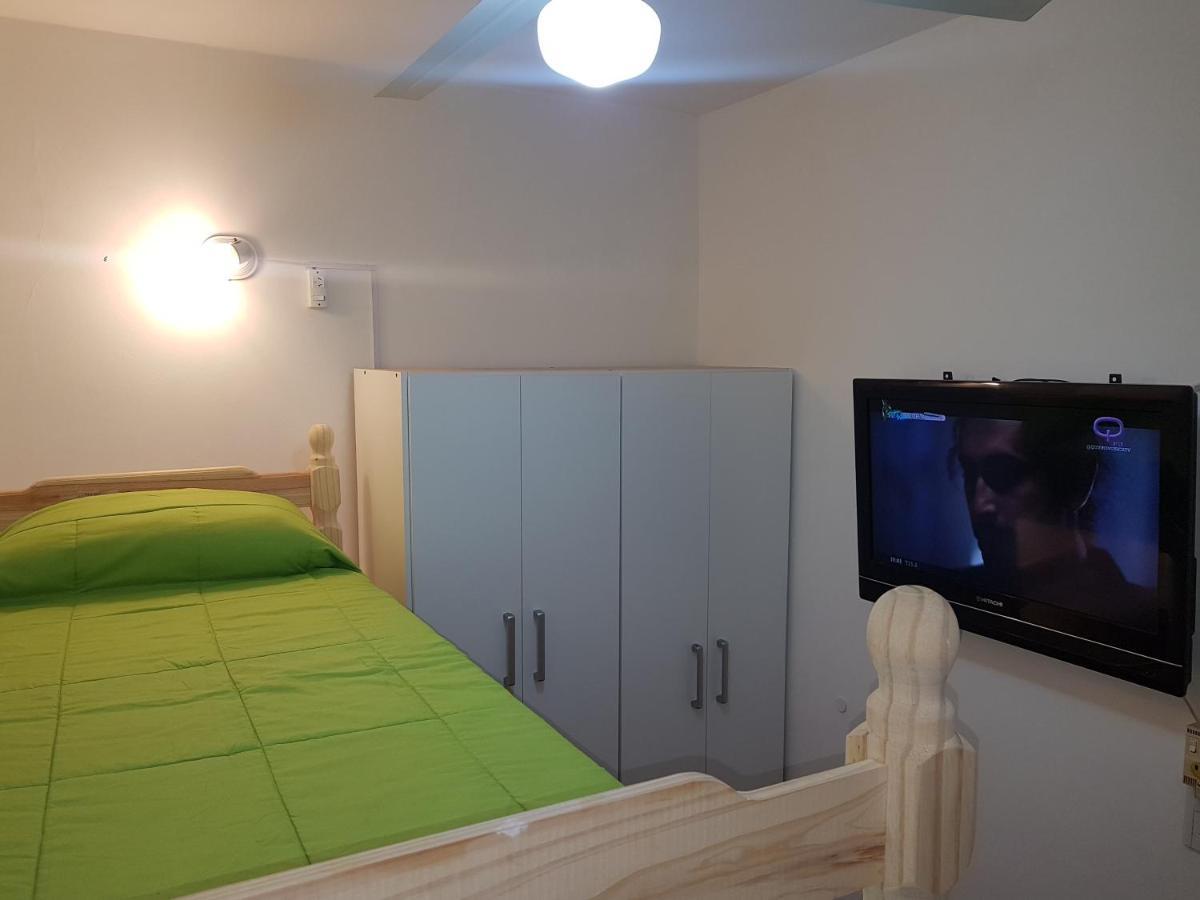 Habitacion Con Bano Privado Un Piso Por Escalera Буэнос-Айрес Экстерьер фото